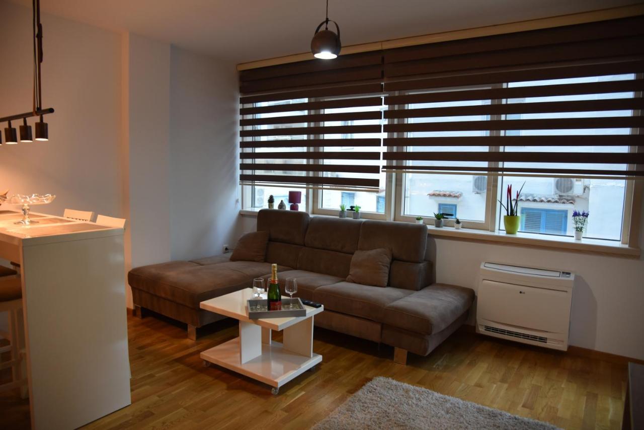 Apartment Lux Fontana Budva Exterior foto